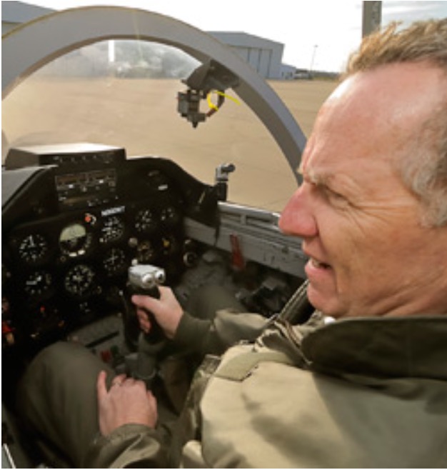 Making Like Maverick in an L-39