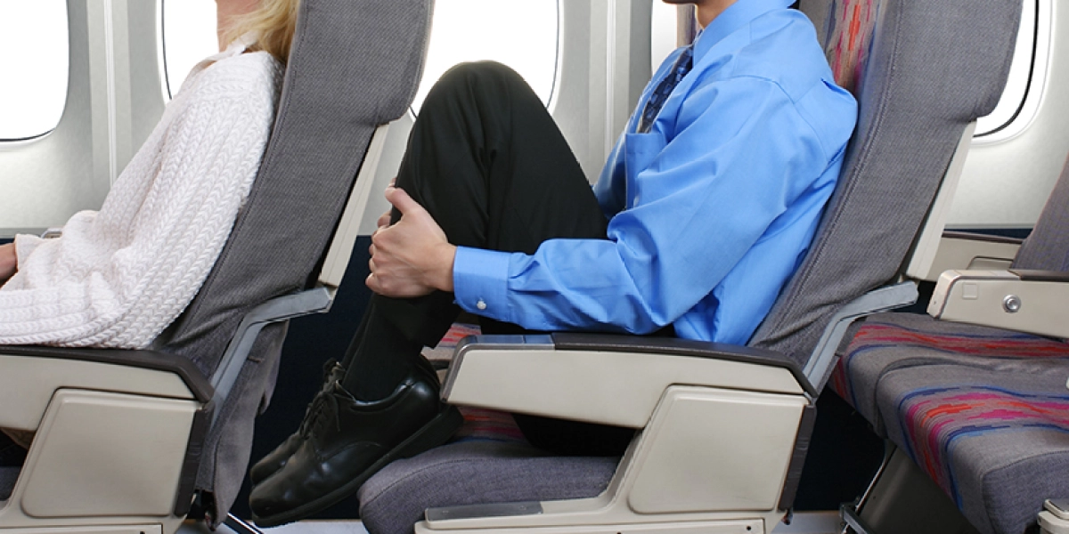 Act Now! Send Your Airline Seat Size Comments to the FAA